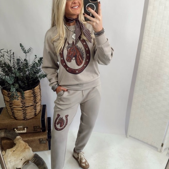 Zenana Outfitters Other - western two piece scuba set